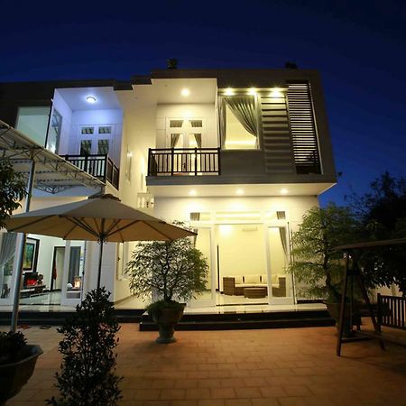 Basil Homestay Хойан Экстерьер фото