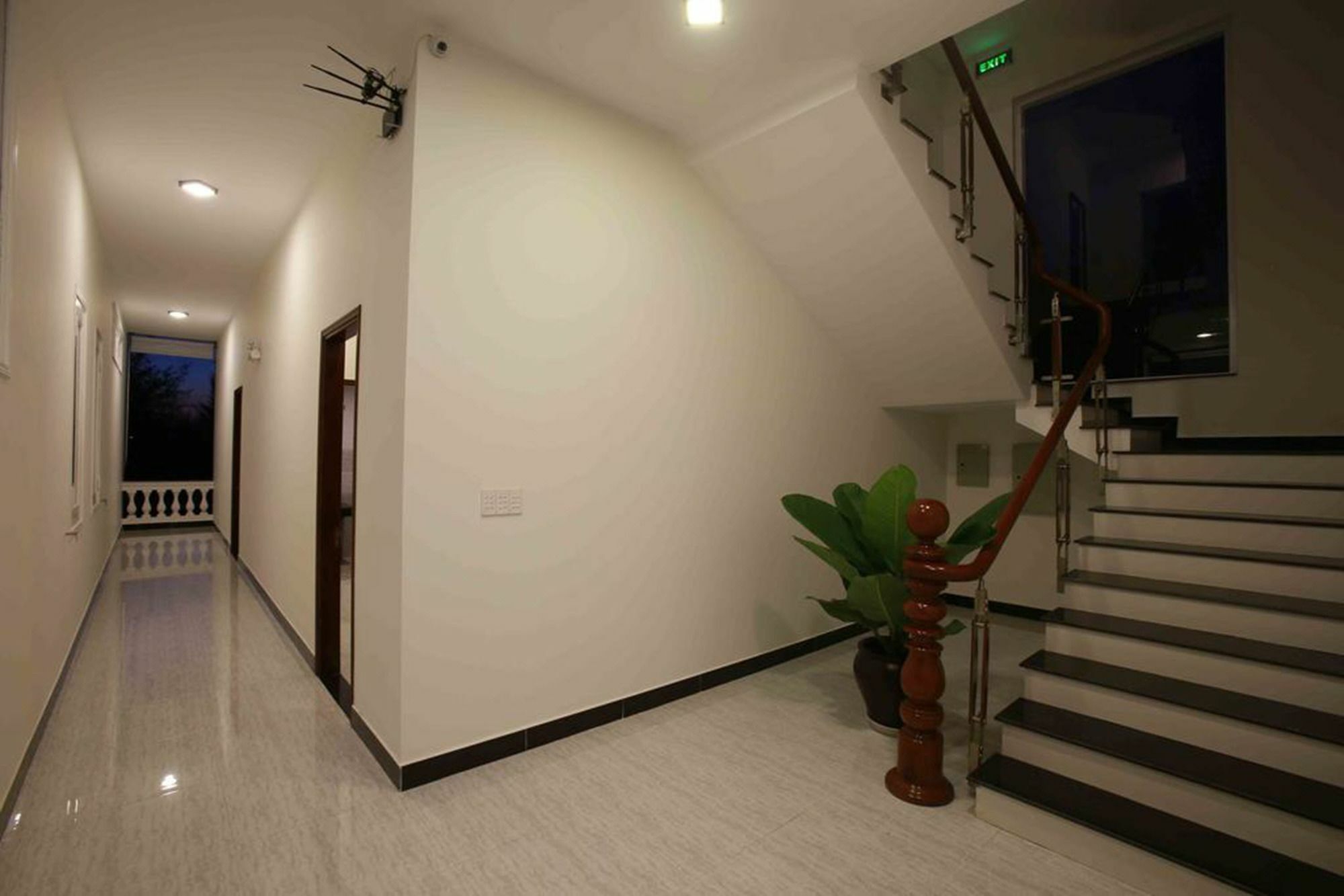 Basil Homestay Хойан Экстерьер фото